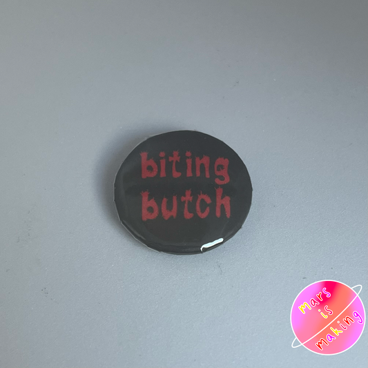 Biting Butch/Feral Femme Badge